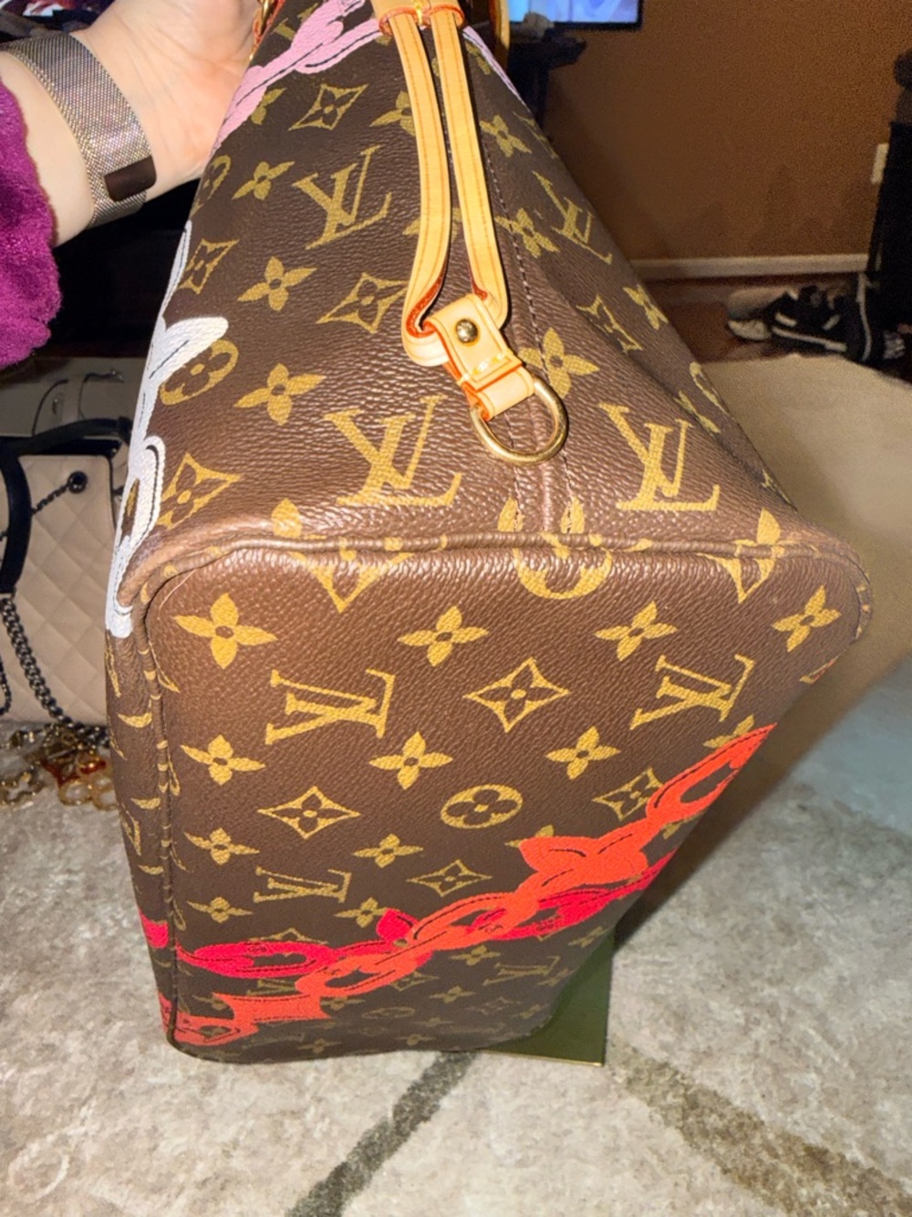 Louis Vuitton Monogram Neverfull Tote with Red, Pink and White Chain Print - Picture 8 of 13